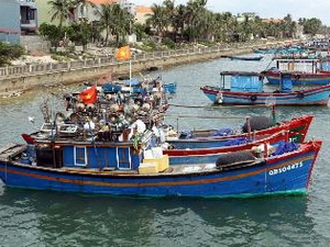 Khai thác tiềm năng từ biển ở Quảng Bình